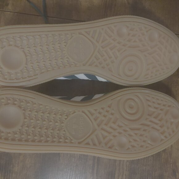 Adidas Handball Spezial Green White Gum Sneakers Men’s 13 JH5438 NWT - Picture 3 of 8